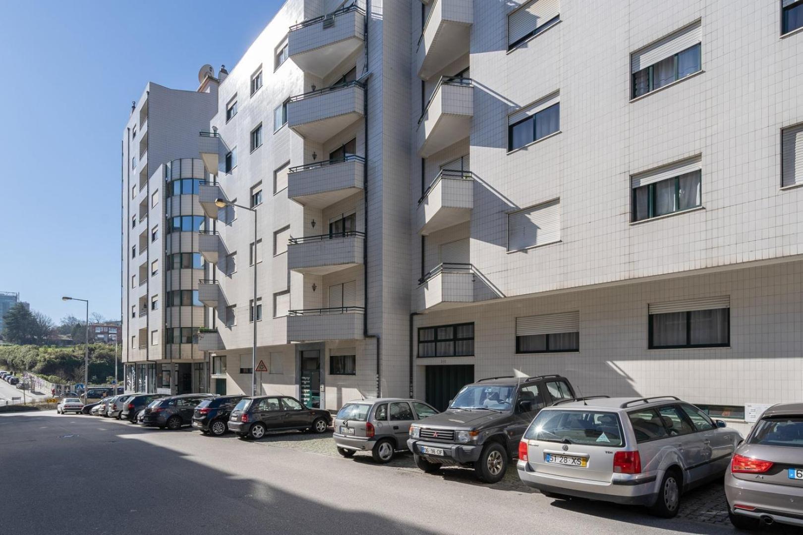 Guestready - Modern 2Br Flat In Vila Nova De Gaia Porto Ngoại thất bức ảnh
