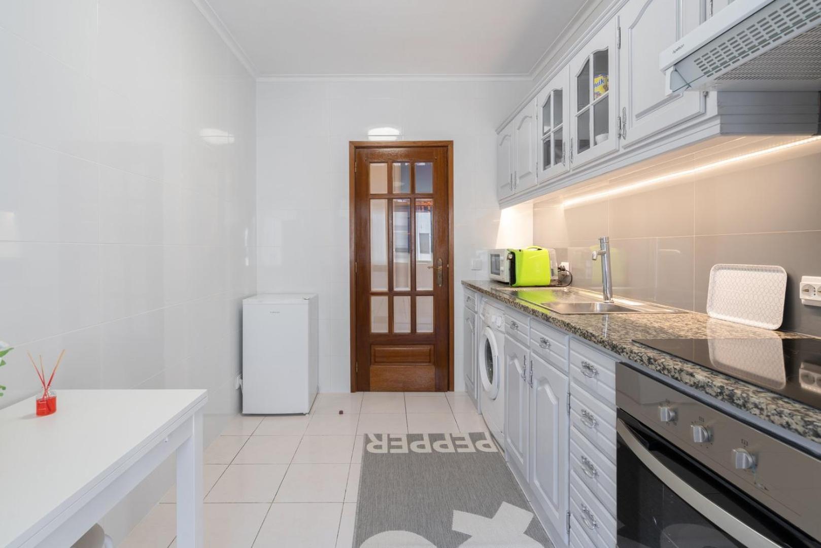 Guestready - Modern 2Br Flat In Vila Nova De Gaia Porto Ngoại thất bức ảnh